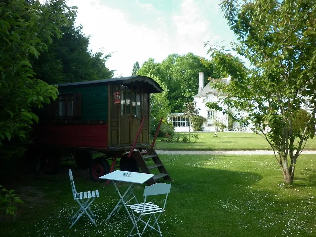 Manoir De La Baronnie Bed and Breakfast Saint-Malo 3*,